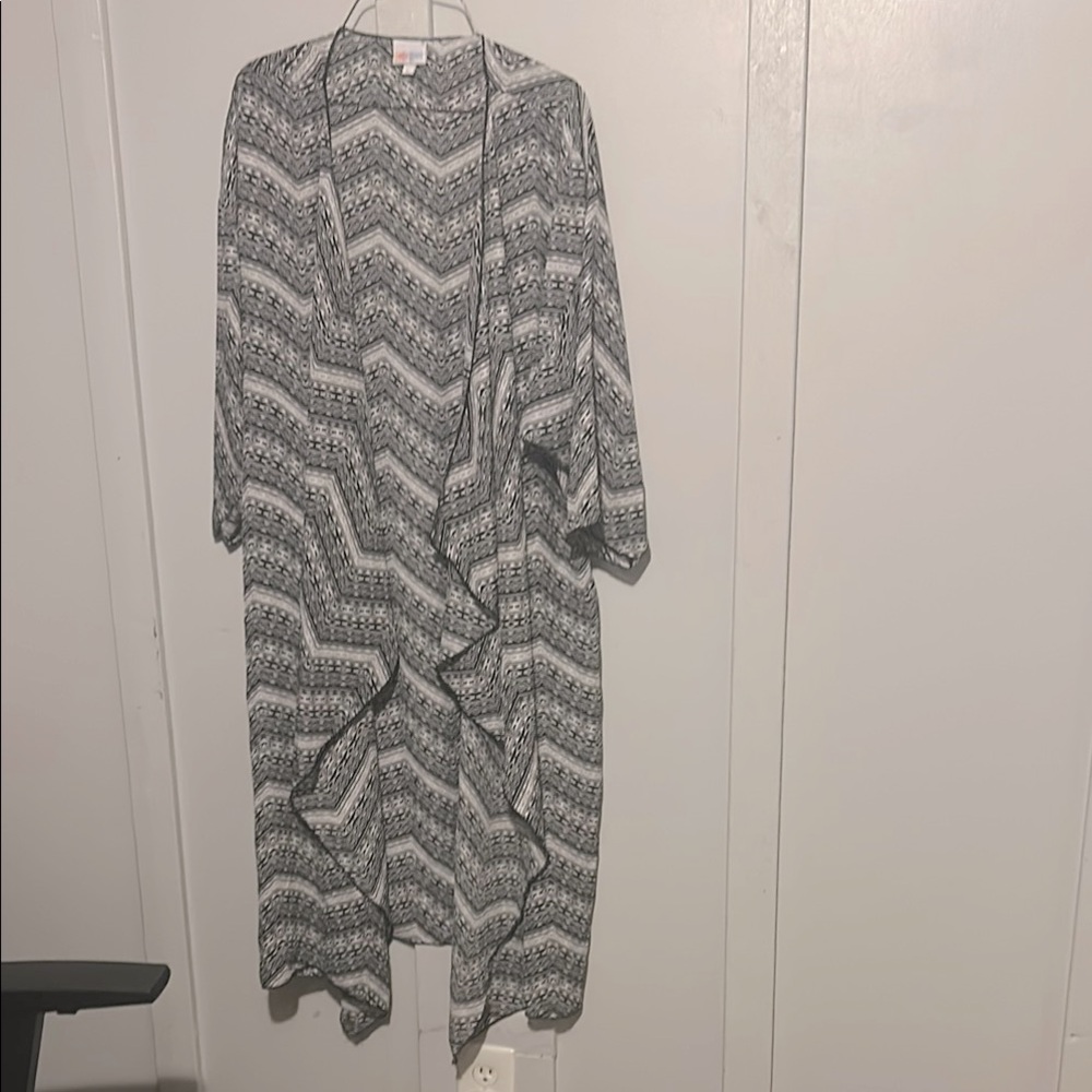 Large Lularoe Shirley